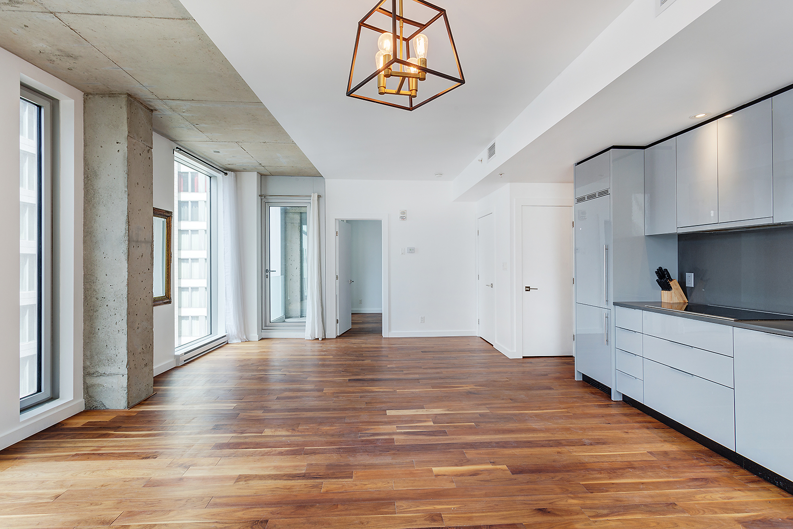 Le 801 — Bedroom detail